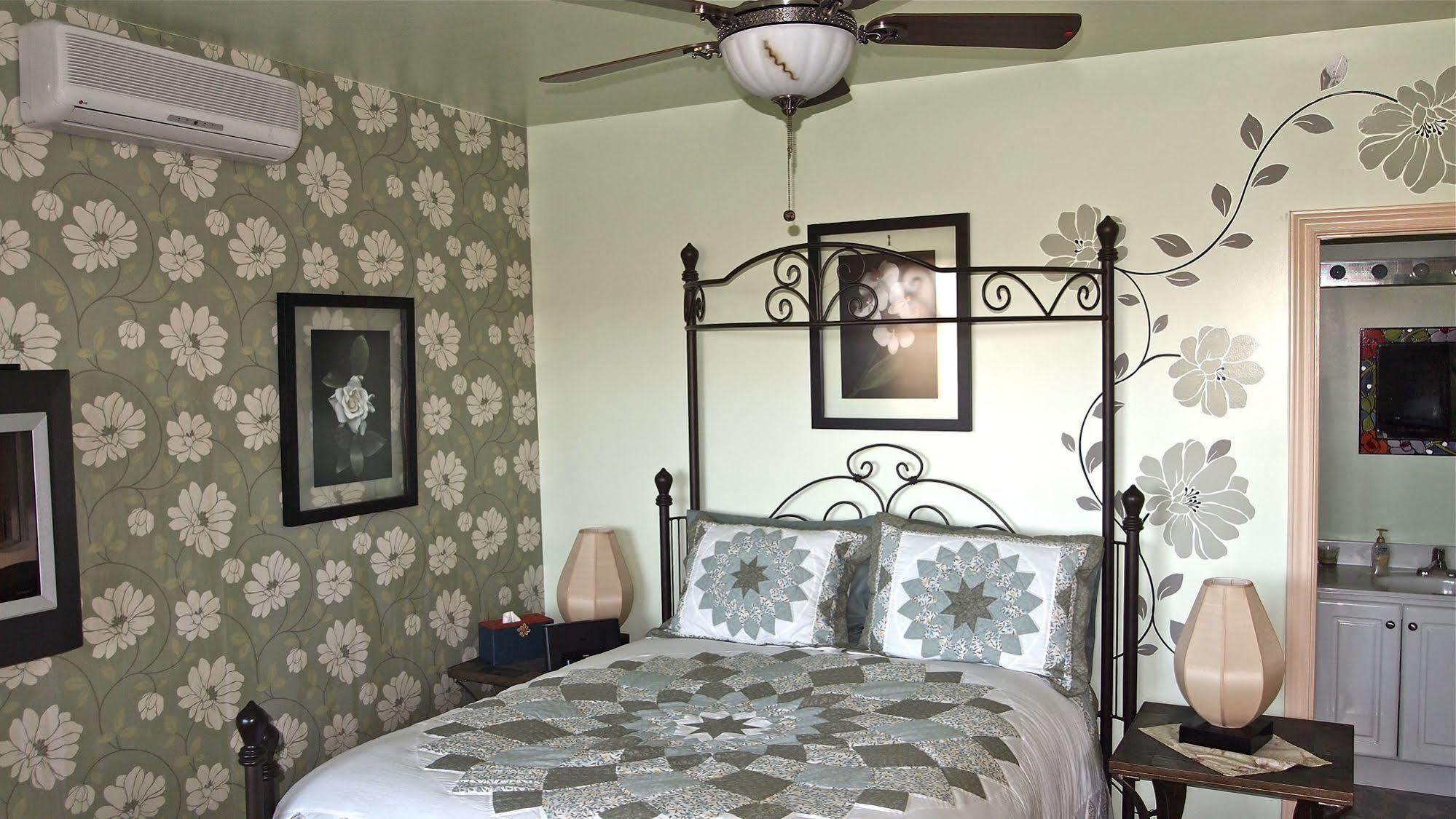 Our Valley View Bed & Breakfast Hampton Esterno foto